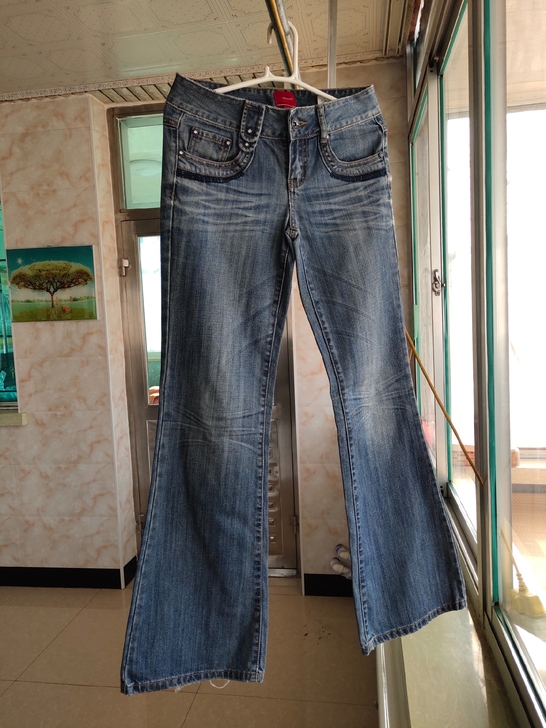 VEROMODA女士牛仔裤。全新。160/...