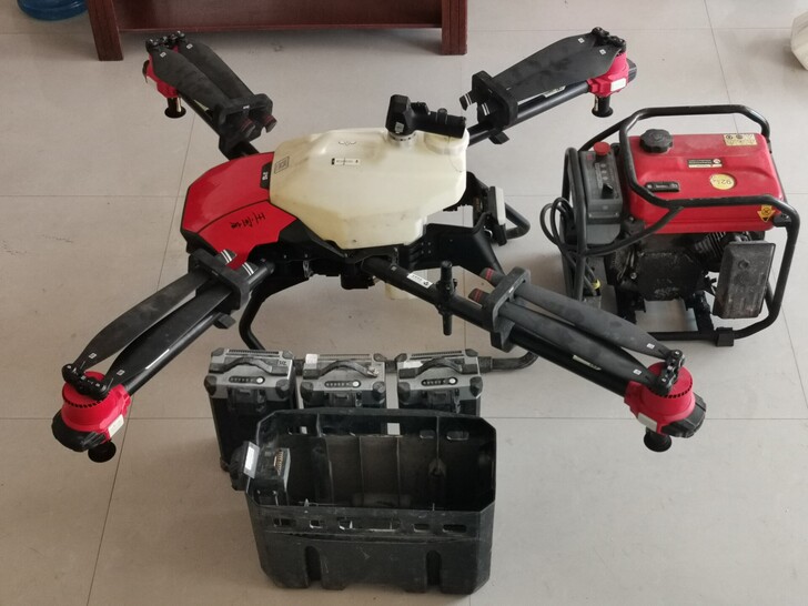 2020款XP现货一台，4块电池200多加...