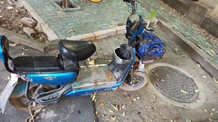 小刀电动车，质量杠杠滴，48伏，20A的，...