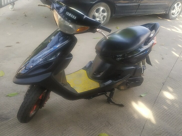 代友出售闲置正品雅马哈福禧100CC一台，...