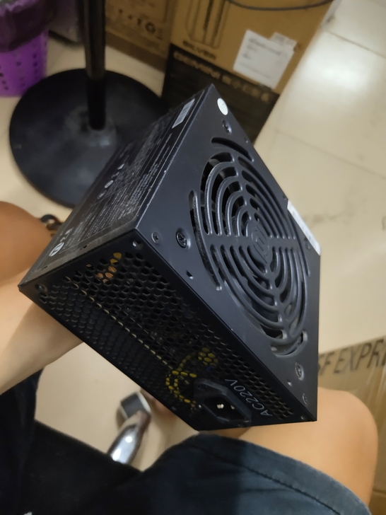 额定400瓦电源