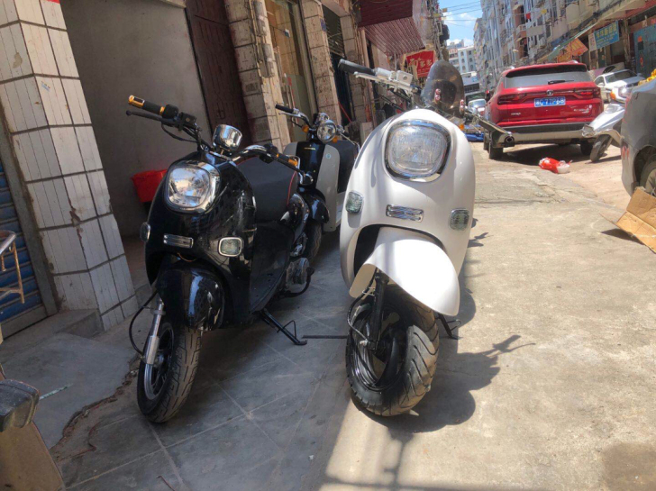 出售二手本田小龟仔125cc,几乎全新,喜...