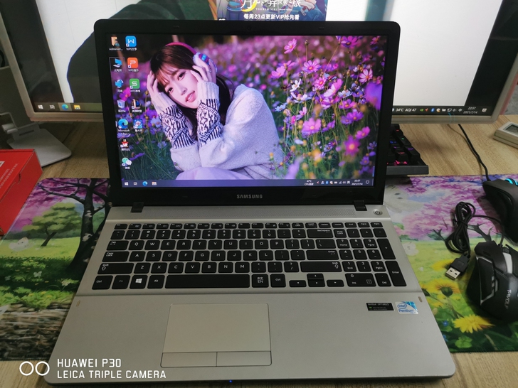 9成新三星独显超薄笔记本电脑