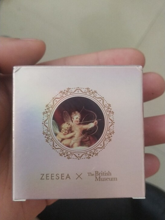 滋色立体高光粉饼02号