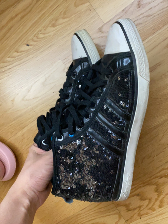 Adidas阿迪达斯三叶草