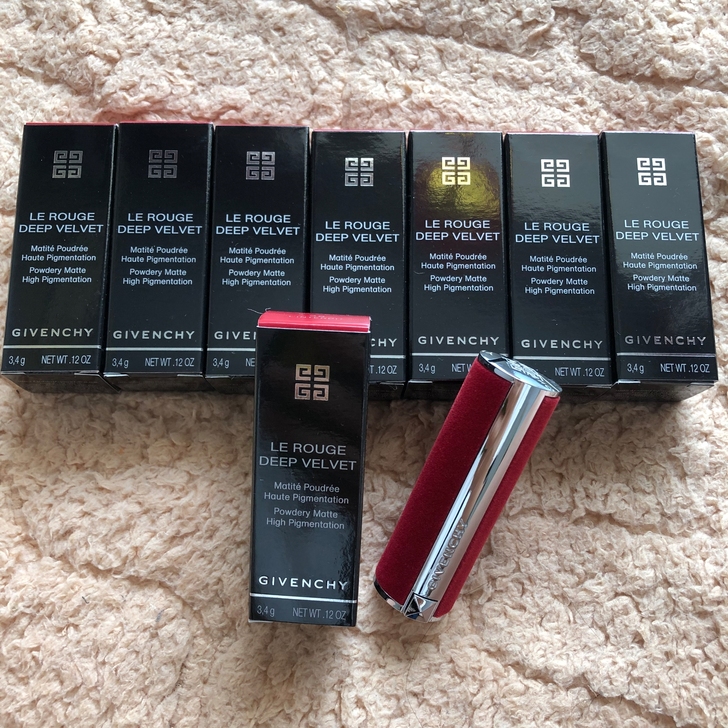 纪.梵希 口红 色号是N36 公司年中福利...