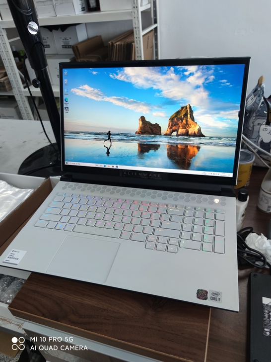 外星人M17R4，3070国行，准新机一台...