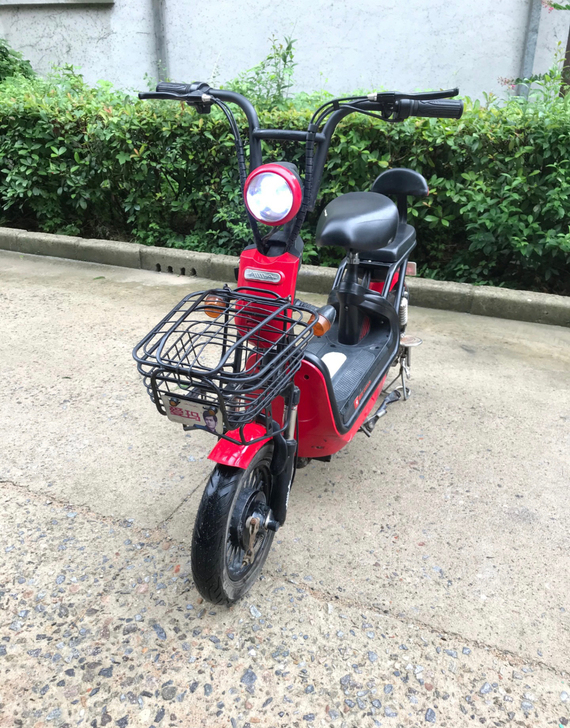 爱玛电动车   原价三千多买的    48...