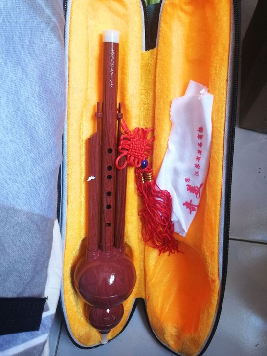 全新，降B调葫芦丝，正规琴行160元所购，...