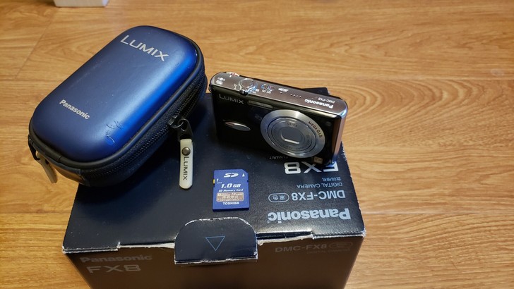 松下卡片机   DMC-FX8