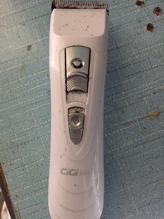 品牌型号 川崎电推剪，理发店专用，8成新，...