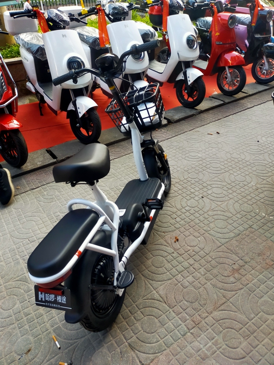 长沙#本地#哈啰电动车井湾子旗舰店，全新哈...