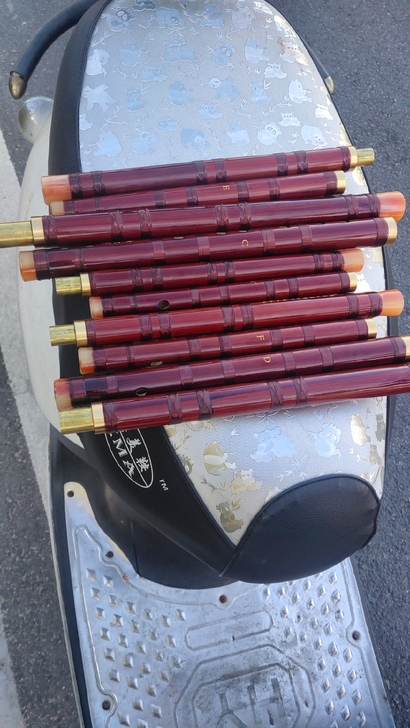 笛子笛子笛子因外出不方便。全部低价转让，