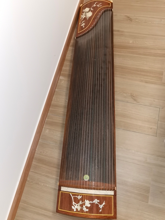 敦煌古筝,琴行3800入手,就学了一期闲置...