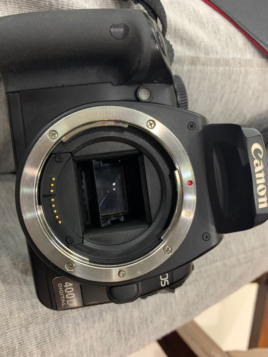 佳能400d,机身,带2电池,一充电器,成...