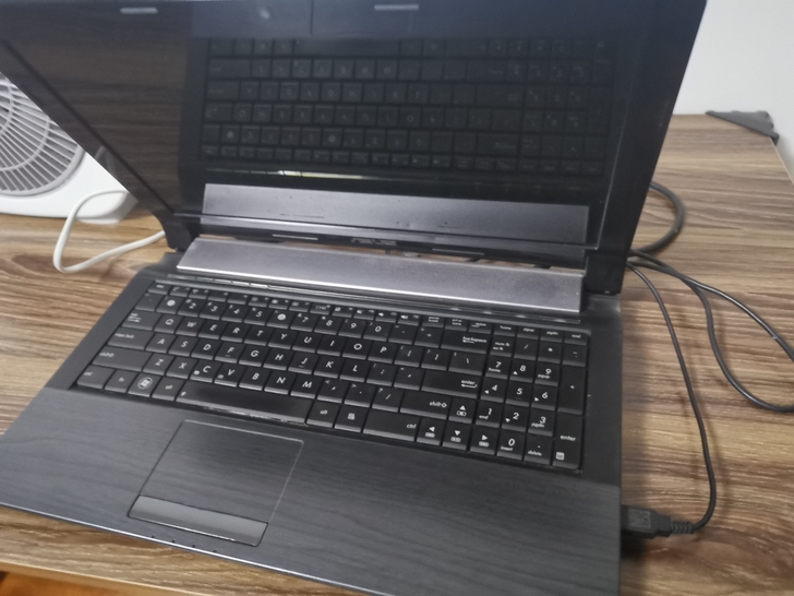 华硕N53T一台，出