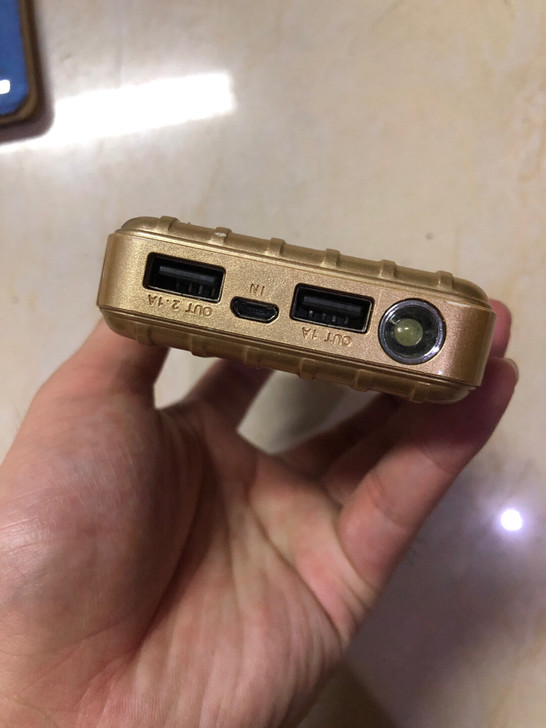 香港买的充电宝