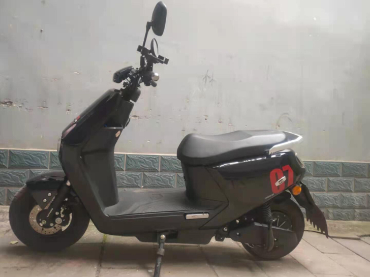 转让心爱座驾，绿源72v电动车，只用了3个...