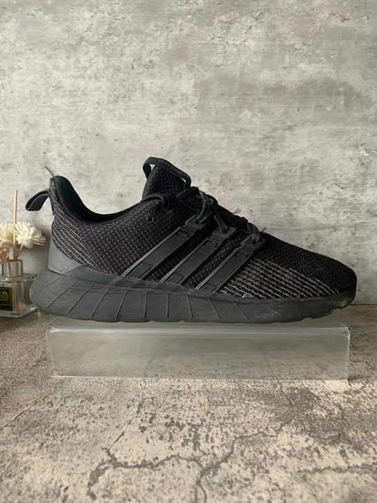 二手正品42码阿迪达斯Adidas网面透气...