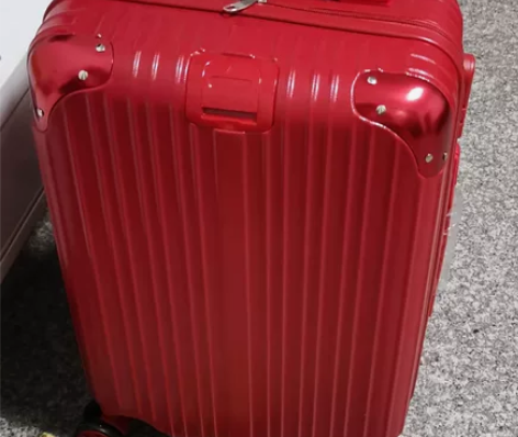 网红拉杆箱旅行箱26寸，红色，9.6新  ...