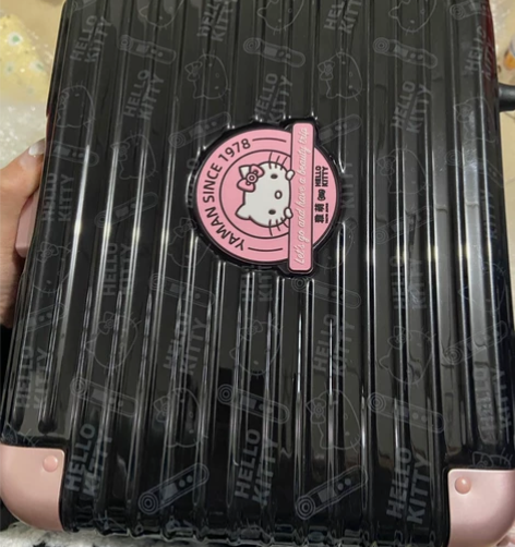 雅萌密码行李箱 全新 带一个挂牌 不议价 ...