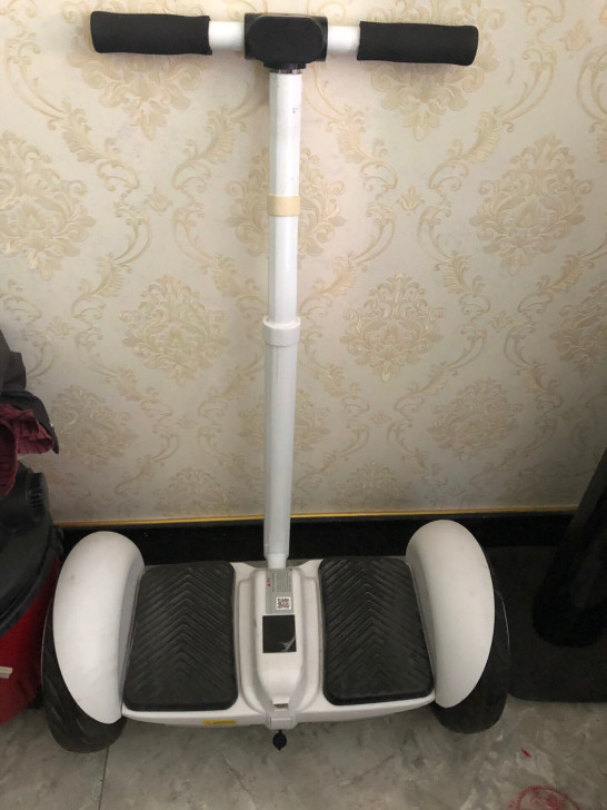 领奥平衡车，买时1000便宜转500，没玩...