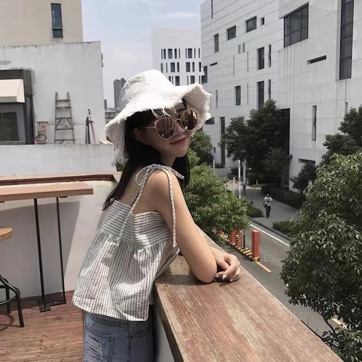 吊带女绑带条纹短款外穿修身显瘦潮流休闲女士...