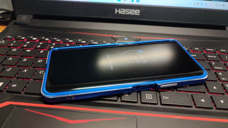 出装闲置努比亚Z 20，95新无任何拆修，...