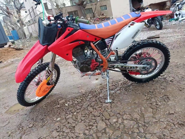 250M4越野，成色95新，具体看图，机器...