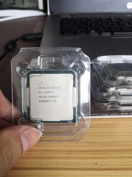 intel E3-1220V6 正式版 C...