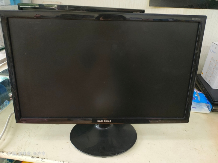 三星LS22D300显示器