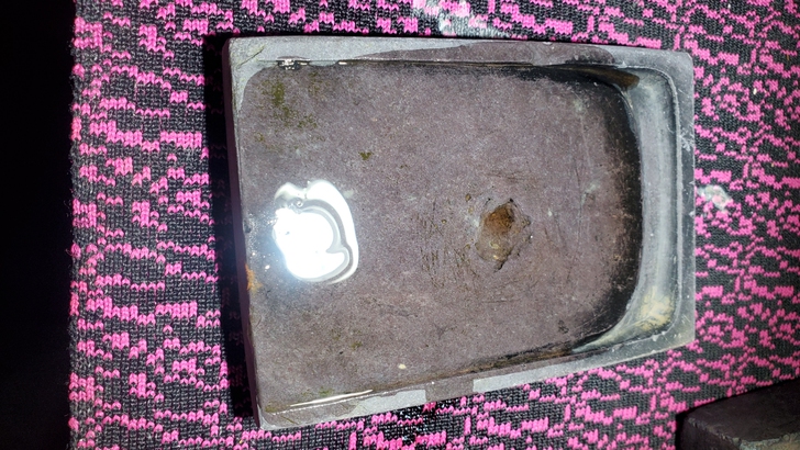 文房端砚一块，喜欢联系