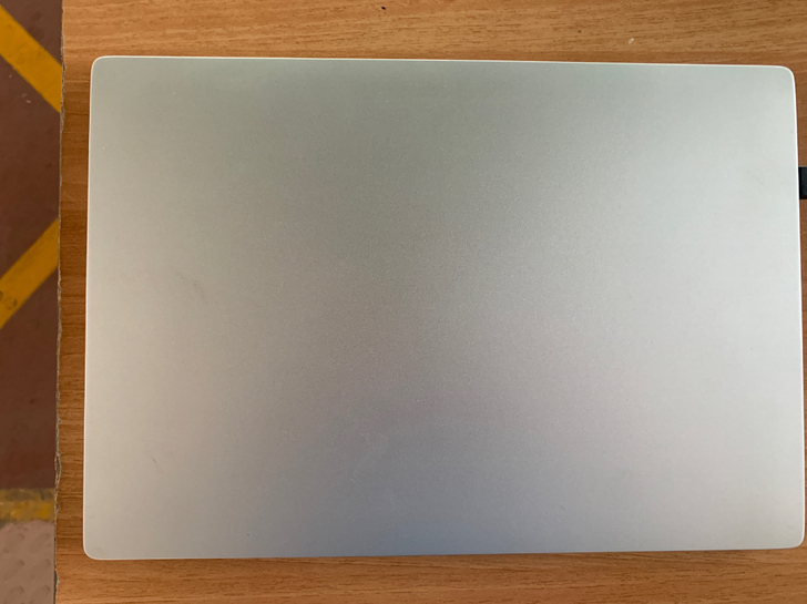 出一台小米笔记本电脑