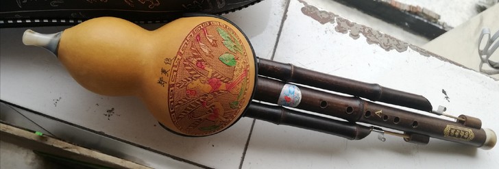 葫芦丝买了也一直没用现在一直闲置，转给需要...