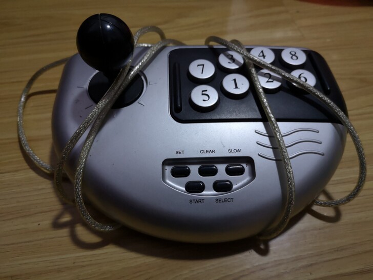 北通摇杆，闲置很久了，外观9成新，可以接受...