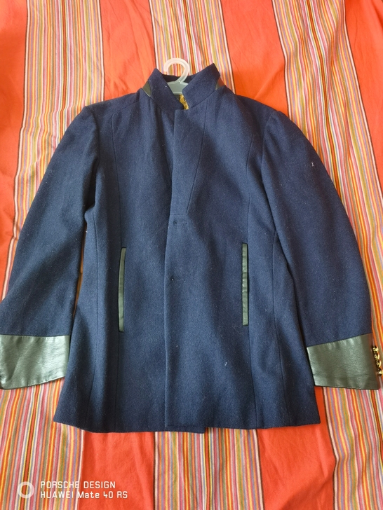 男士外套/风衣！蓝色！特别喜欢买衣服，衣服...