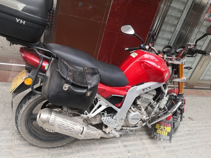 出独角兽YG250-NT  摩托车