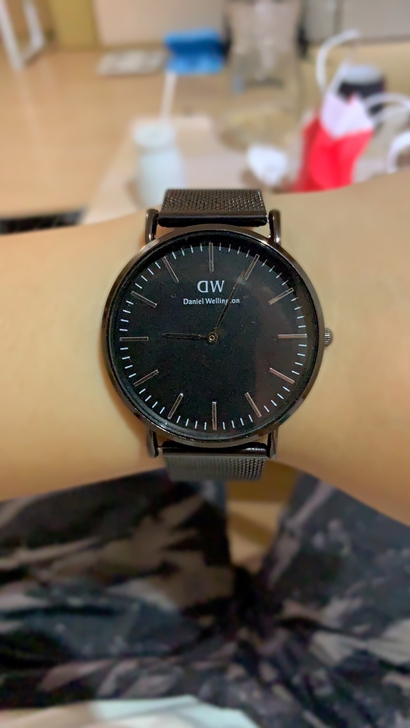 全新DW手表