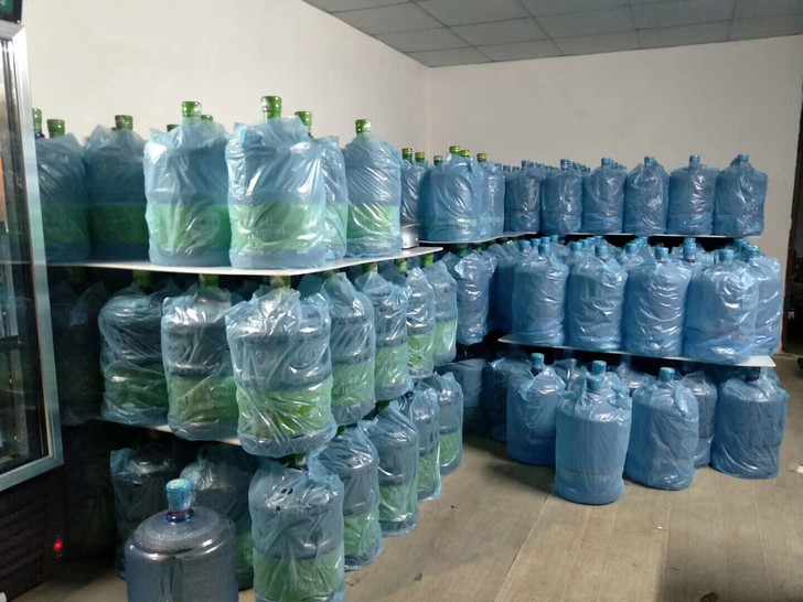 桶装水，支装水，饮水机，泵水器，饮品