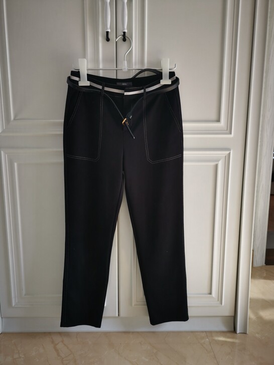 娇鼎的裤子，当时买的想当工装穿，结果不允许...