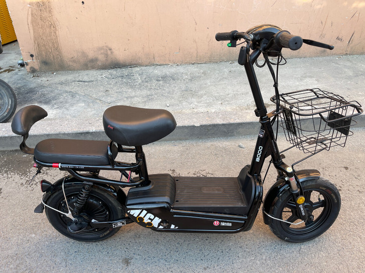 二手宝岛电动车、纯原装、速度快、好骑、