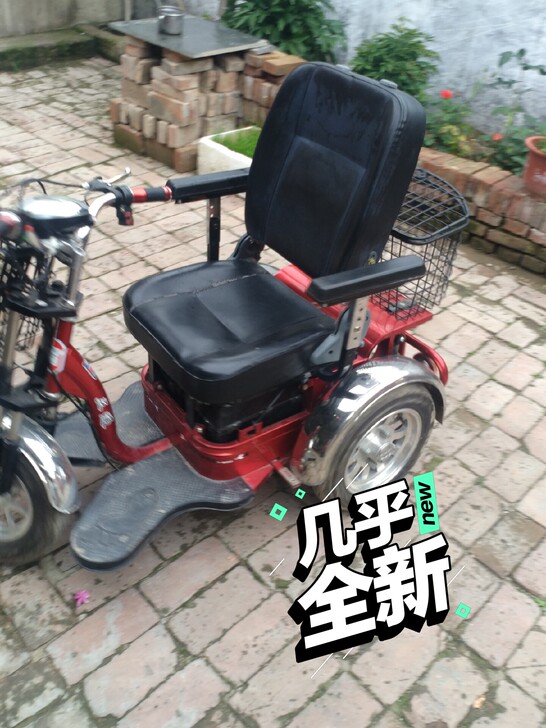 电动三轮车便宜处理了，有需要的联系我，品牌...