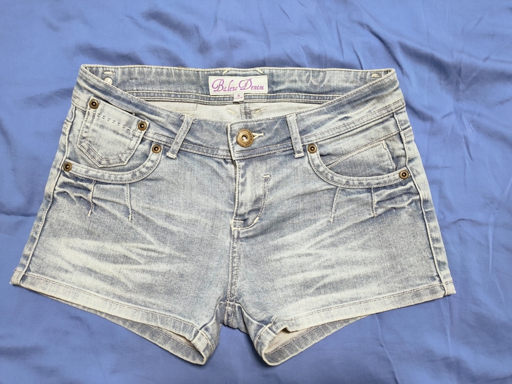 女装班尼路超短裤牛仔裤包邮