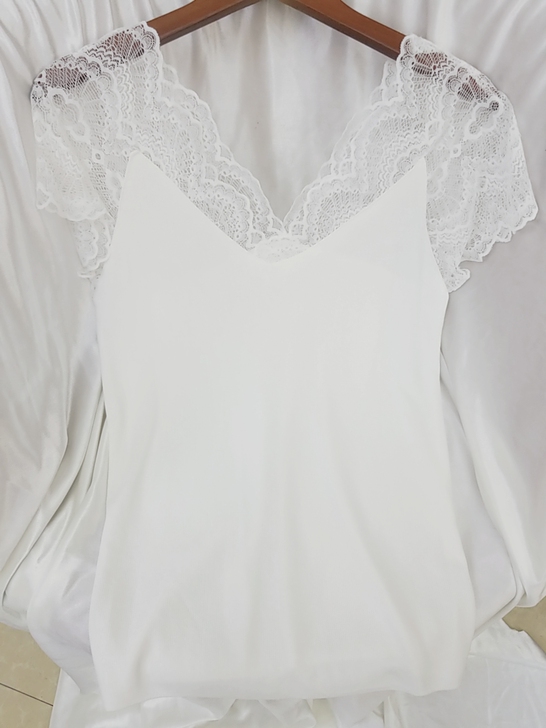 冰丝冰麻拼接蕾丝背心