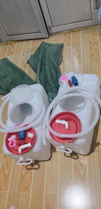 储水桶大容量蓄水桶带龙头带盖食品级塑料长方形