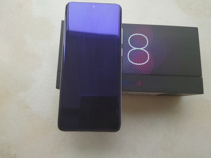 魅族18 8+128踏雪 京东自用 无摔伤...