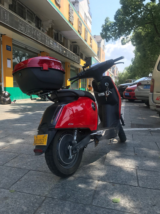 出售老国标黄牌照速珂电动车，不用考驾照永久...