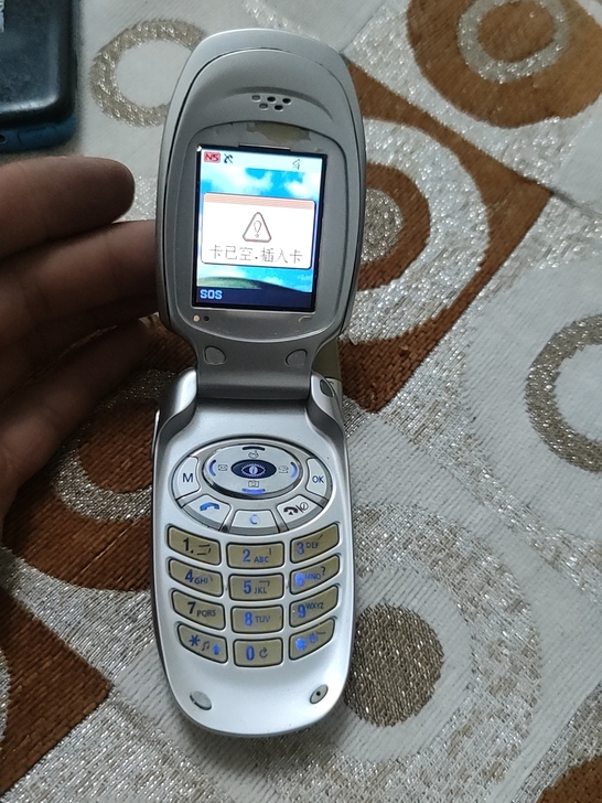 三星经典怀旧手机x199,能开机没有cdm...