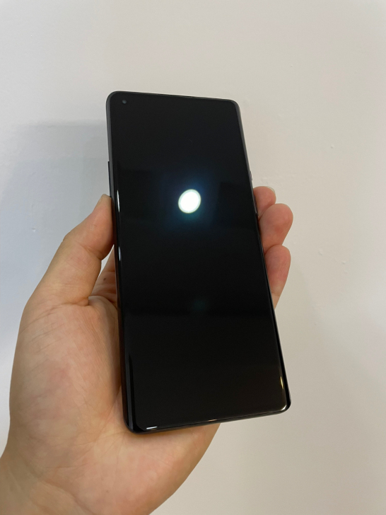 一加8pro 8+128手机 实拍，成色很...