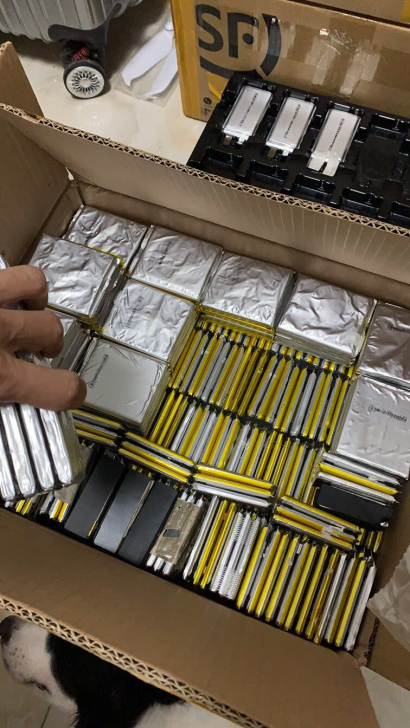 高价回收无人机 植保机废电池 电芯